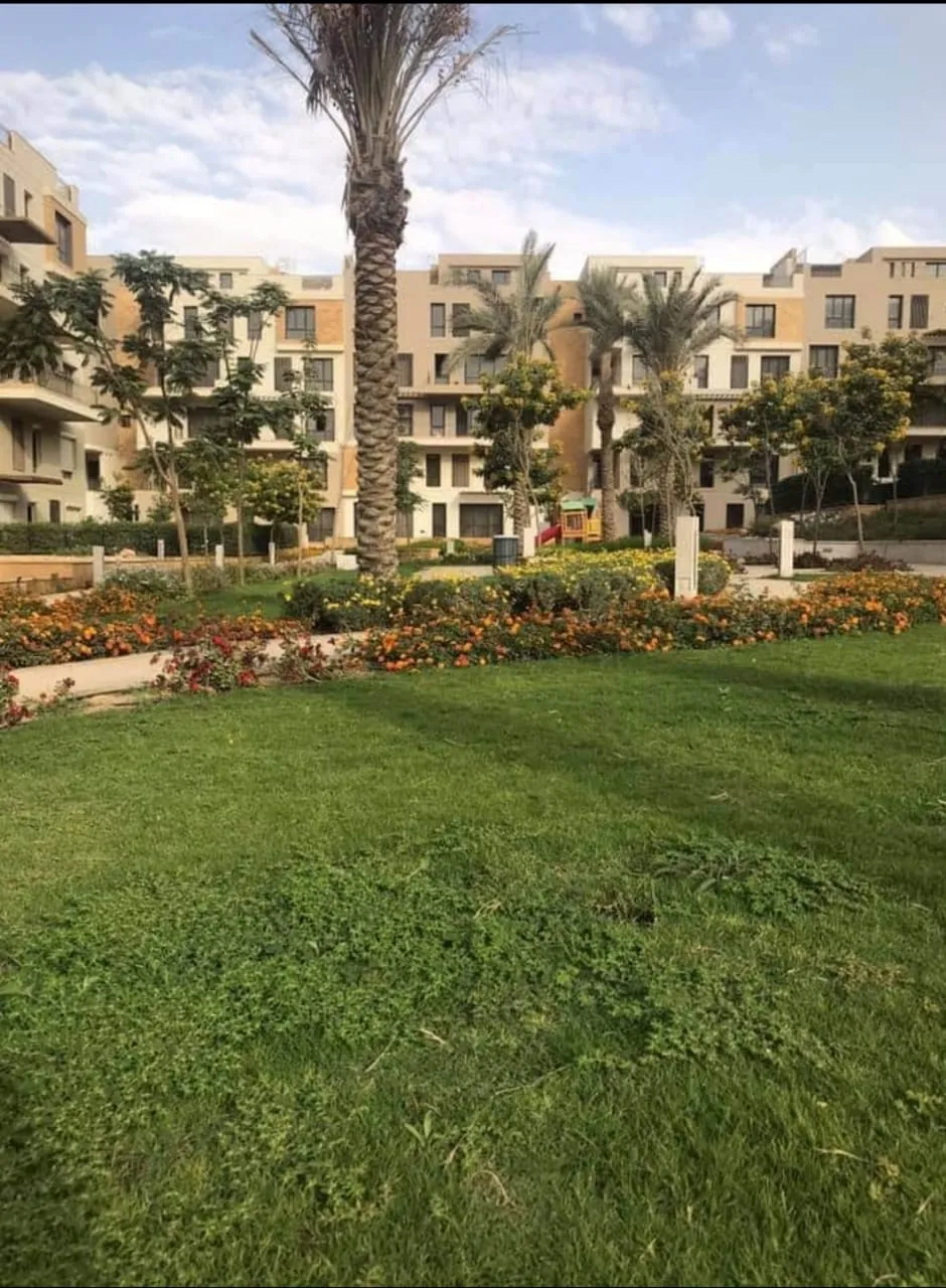 بنتهاوس للبيع في موقع متميز ايست تاون القاهرة الجديدة من سوديك