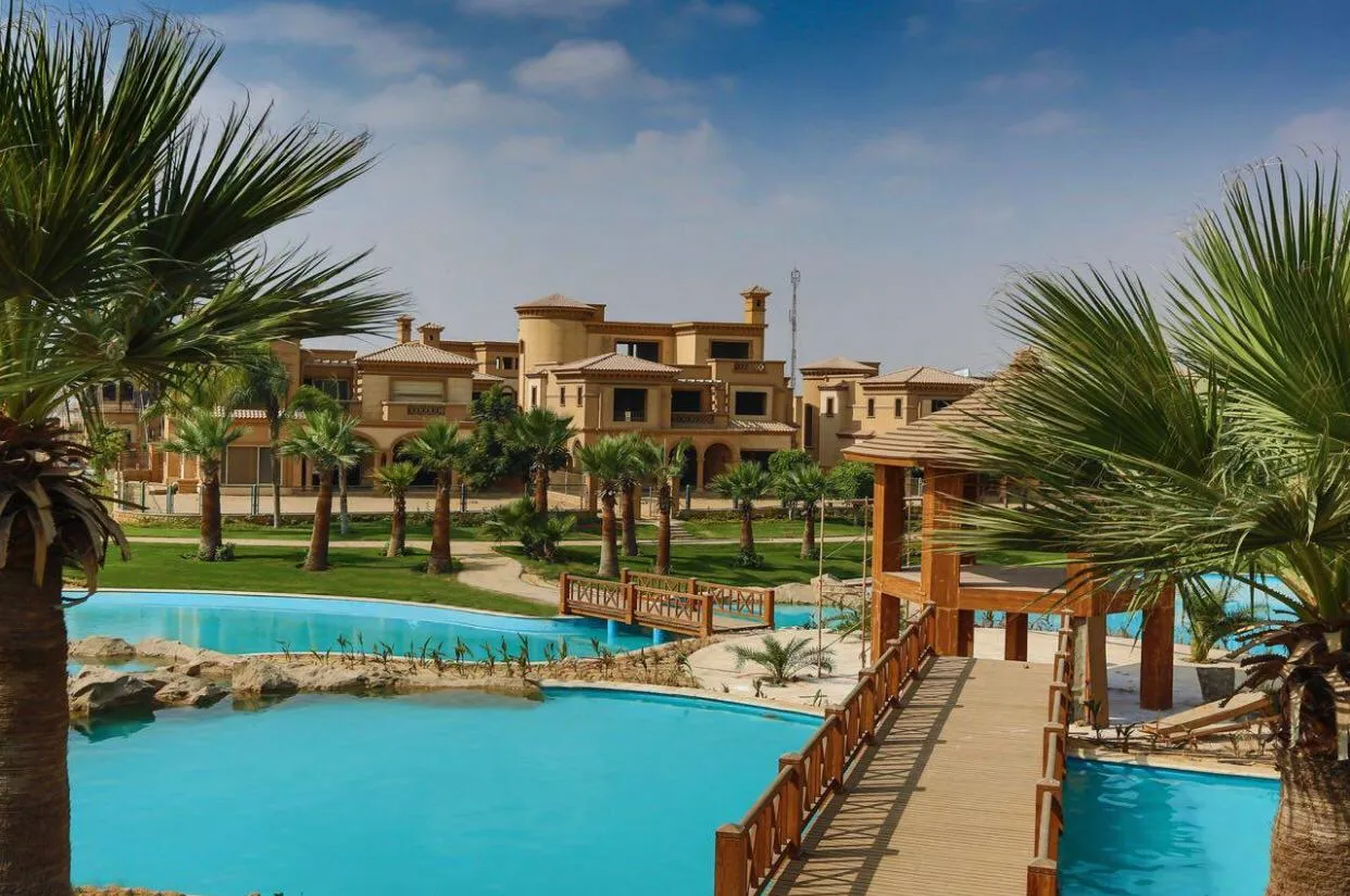 Villa for resale at New Cairo Compound Lereve