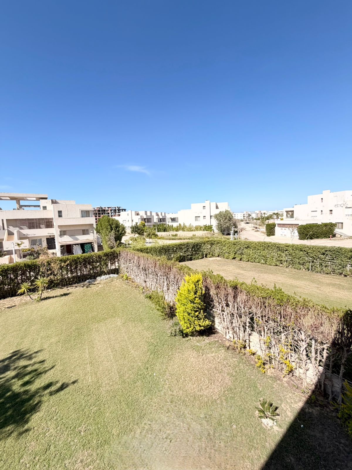 Luxury 5BR Chalet for Rent in Hacienda Bay – Near Sea & Pool with Privat