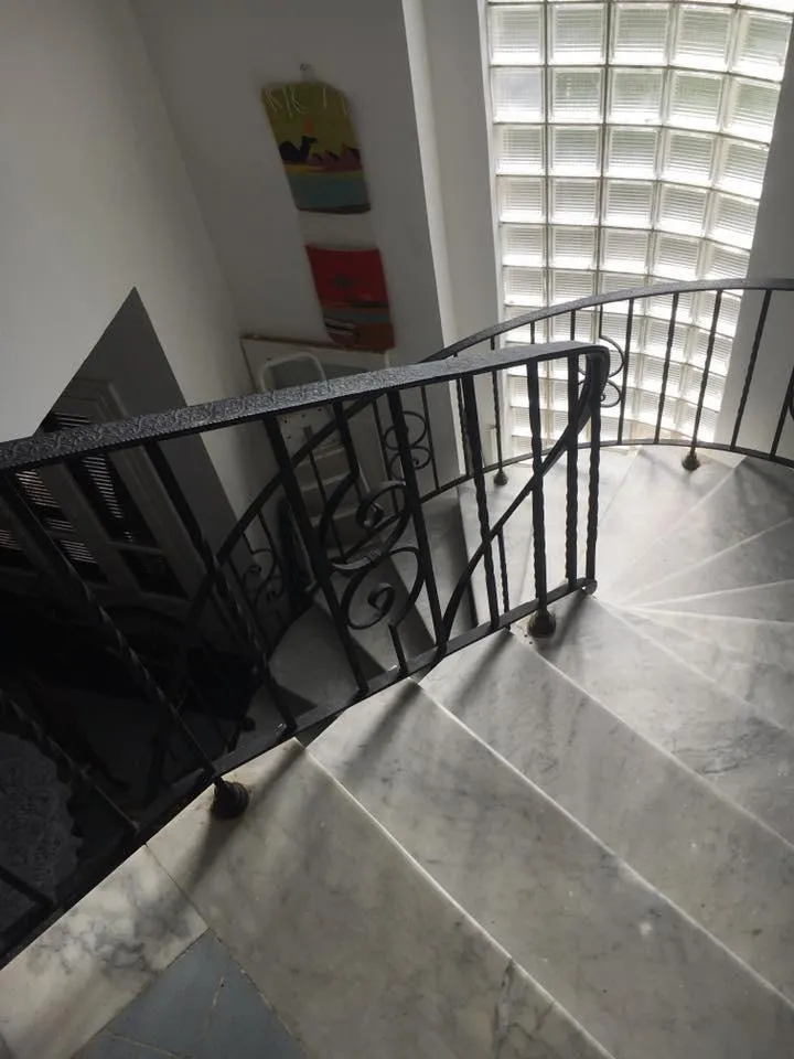 Sale in Diamond Beach: Distinctive villa 250 m stand alone Diamond Beach