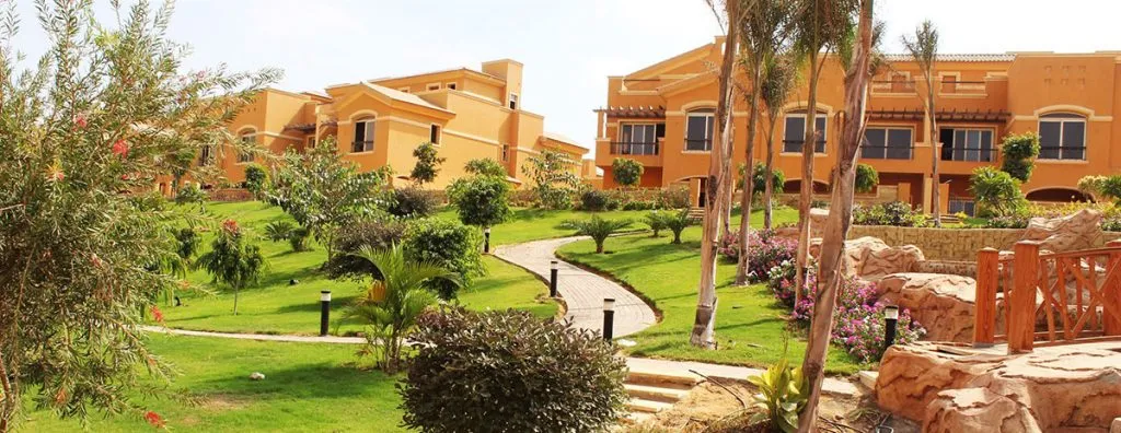 Town house super lux for resale at Dyar park  - New Cairo