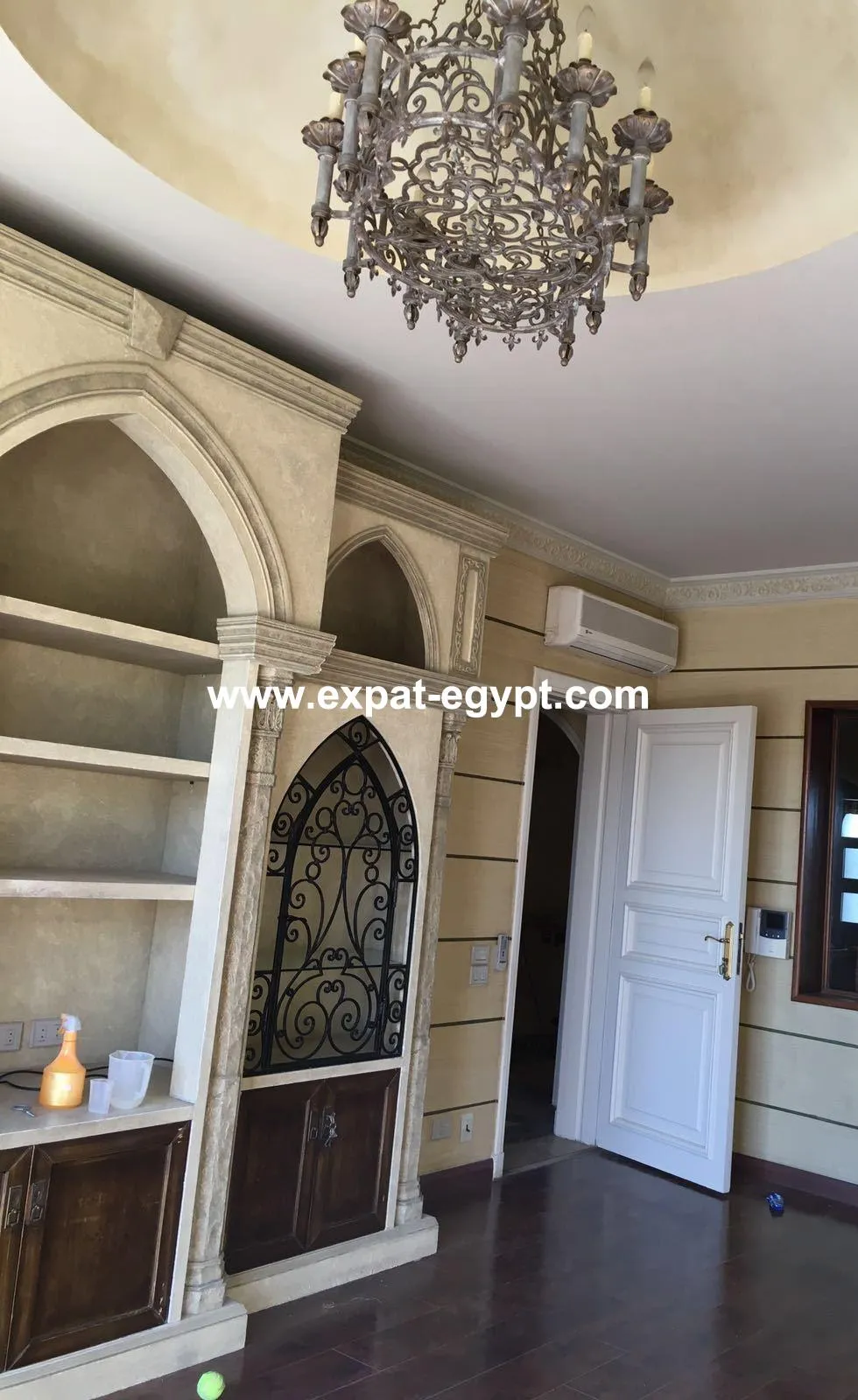 Gallery Image 6