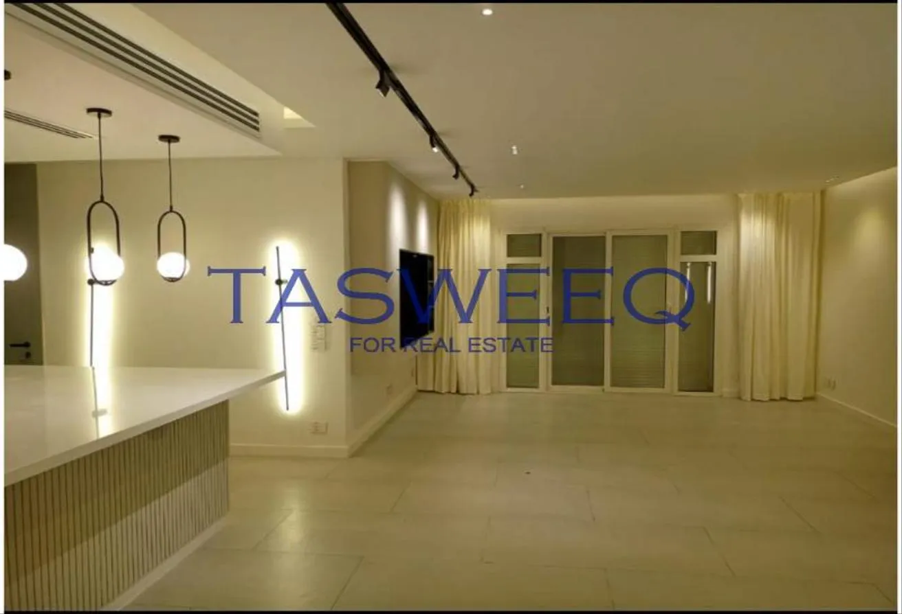Rent in October Plaza: very premium apartment for rent in october plaza