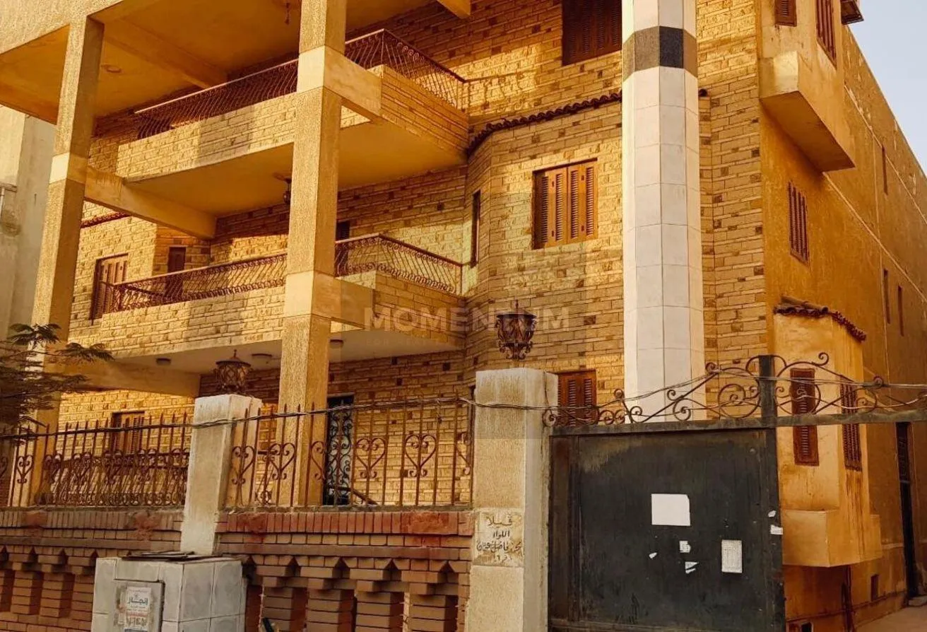 Sale in Ever New Cairo: #عمارة_للبيع_بموقع_مميز_في#التجمع_الخامس