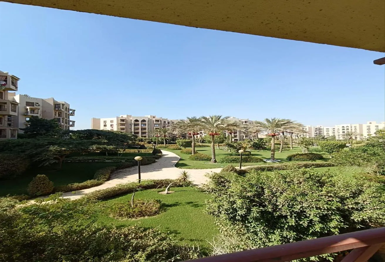 Rent in Al Rehab: شقه 90م بالمطبخ على فيو جاردن كبيرة غاز طبيعى