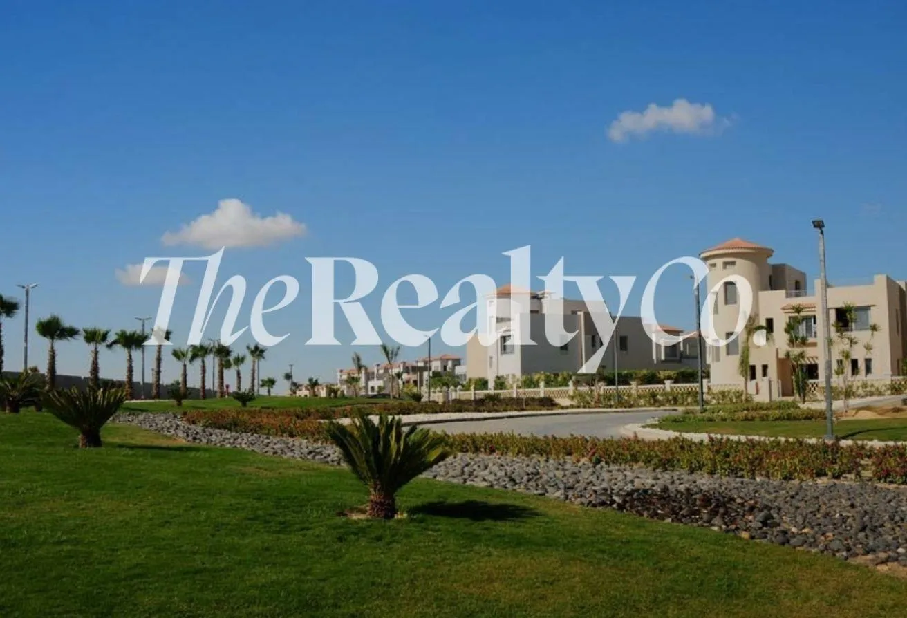 Sale in Palm Hills Golf Extension: Big Beautiful Standalone for Sale - Golf Extension