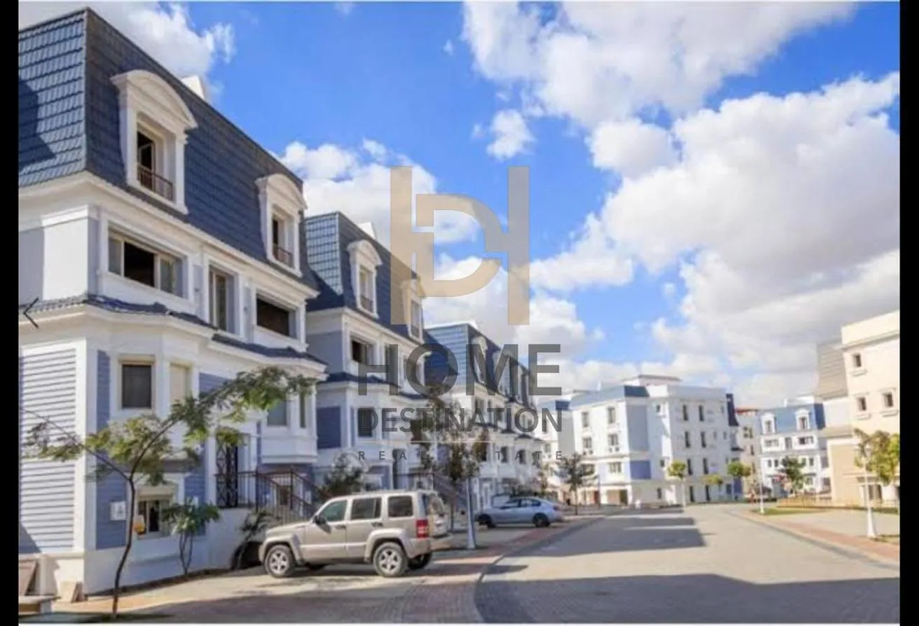 Sale in Lake View Residence 2: apt at lake view 2 go;den sqaure prime location