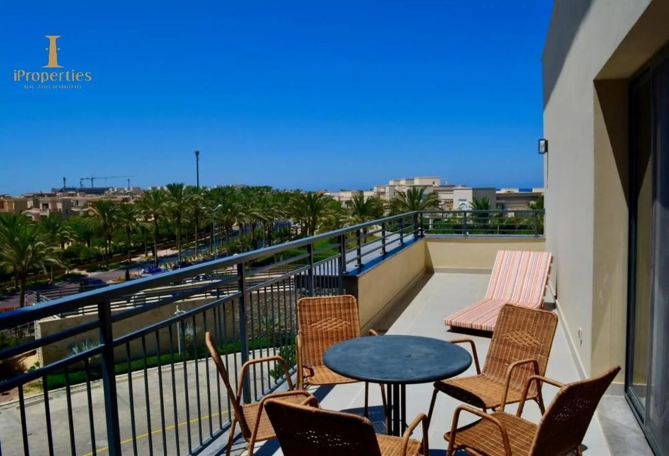 Sale in Bloomfields: 10-year installments, apartment 224 m in future