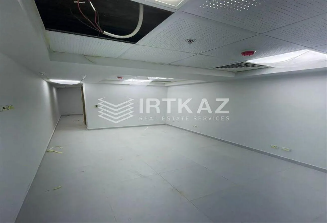 Rent in Business Plus: shop 200SQM for Rent in Business Plus-New Cairo