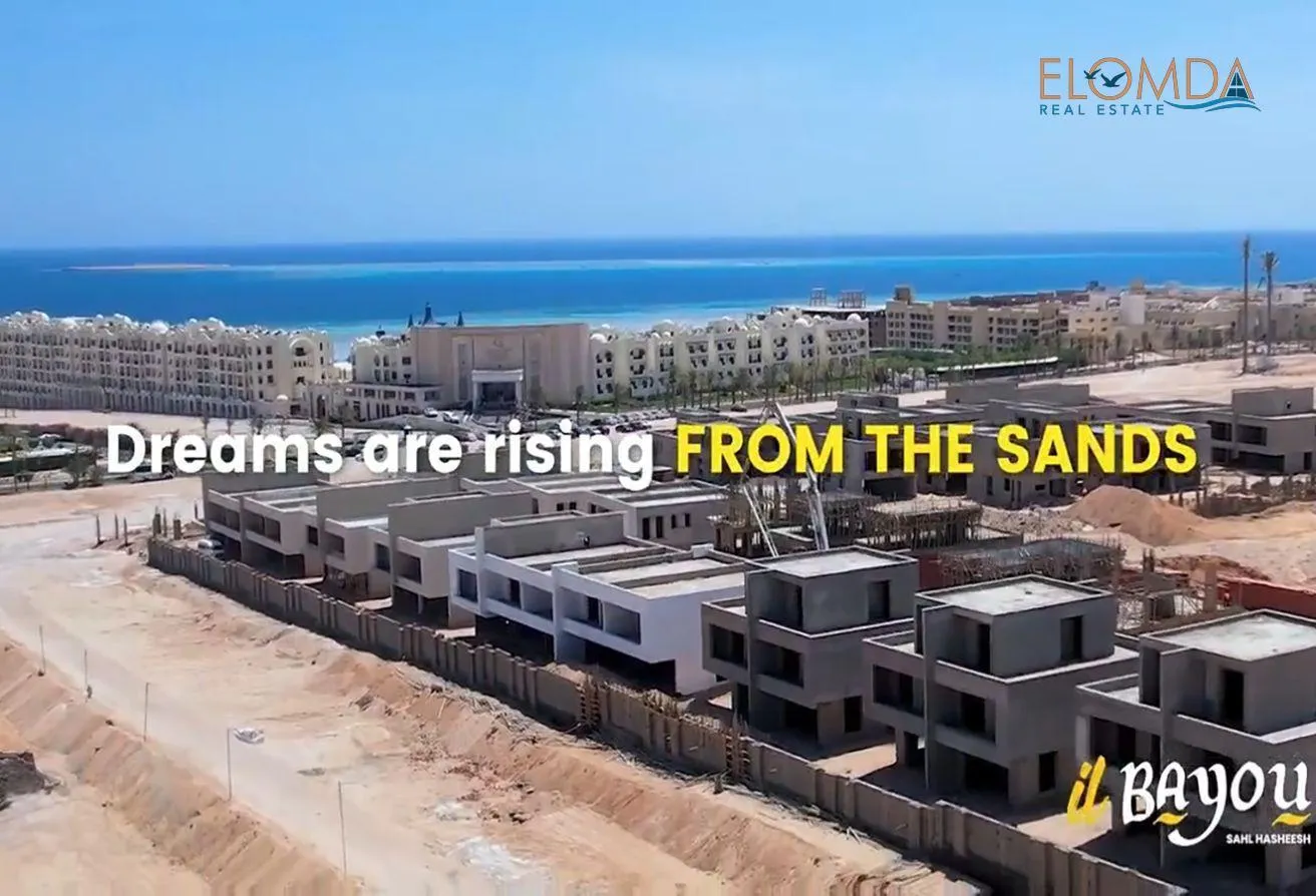 Sale in Sahl Hasheesh Resort: 4 Bedrooms Villa w Private Beach 15% Down Payment