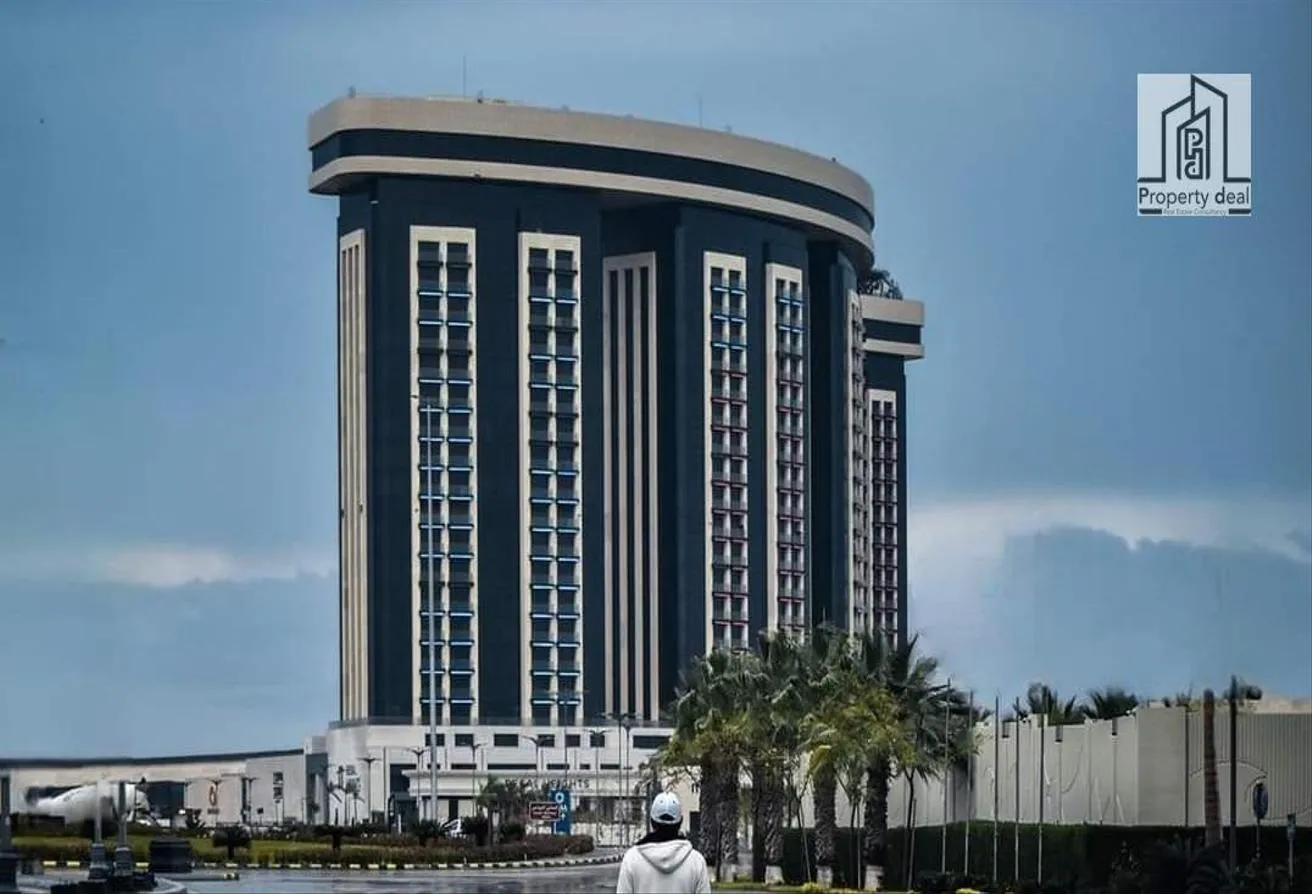 Sale in North Edge Towers: Resale Apartment 90 Meter Sea View New Alamein