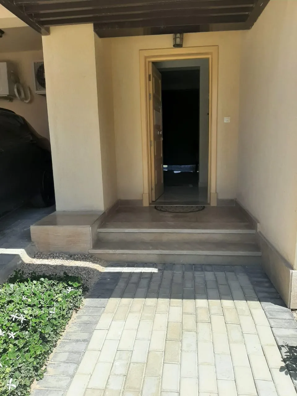 Gallery Image 16