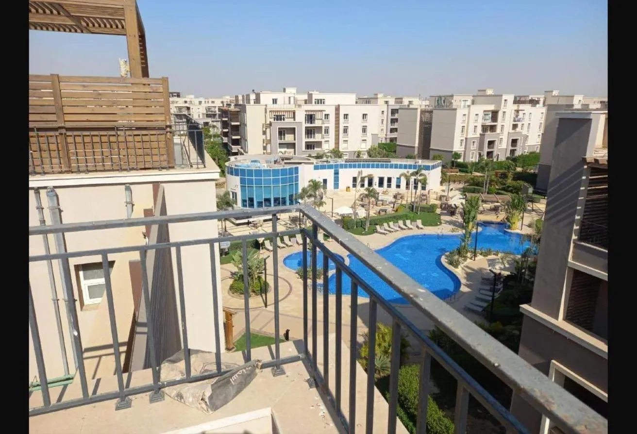 Sale in October Plaza: Penthouse for sale in October Plaza Compound