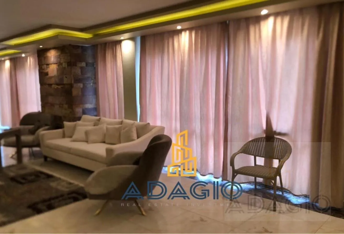 للايجار في سوديك ويست: Fully furnished ground duplex for rent in Westown 