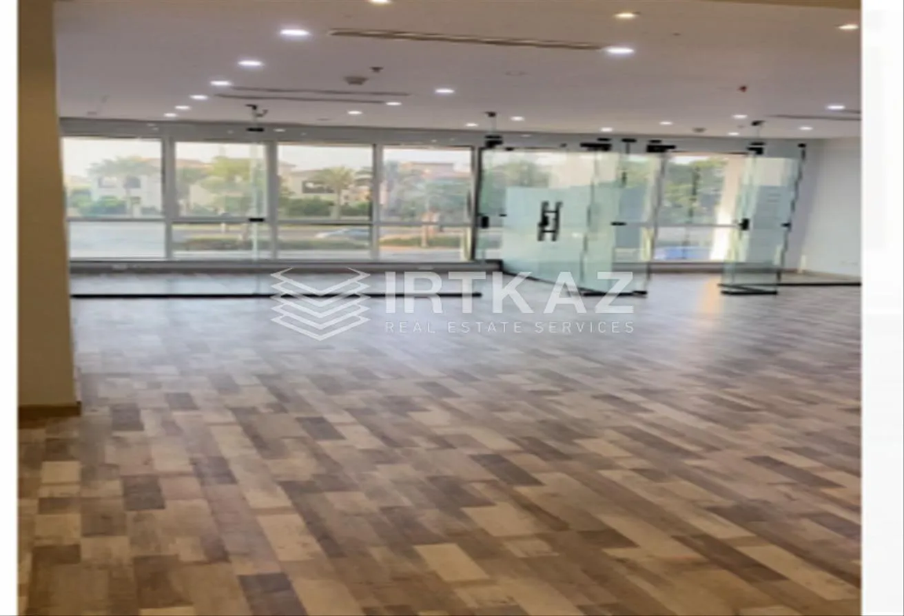 Rent in Trivium Business Complex: Office 123m Finished+ACs with Best Rental Price