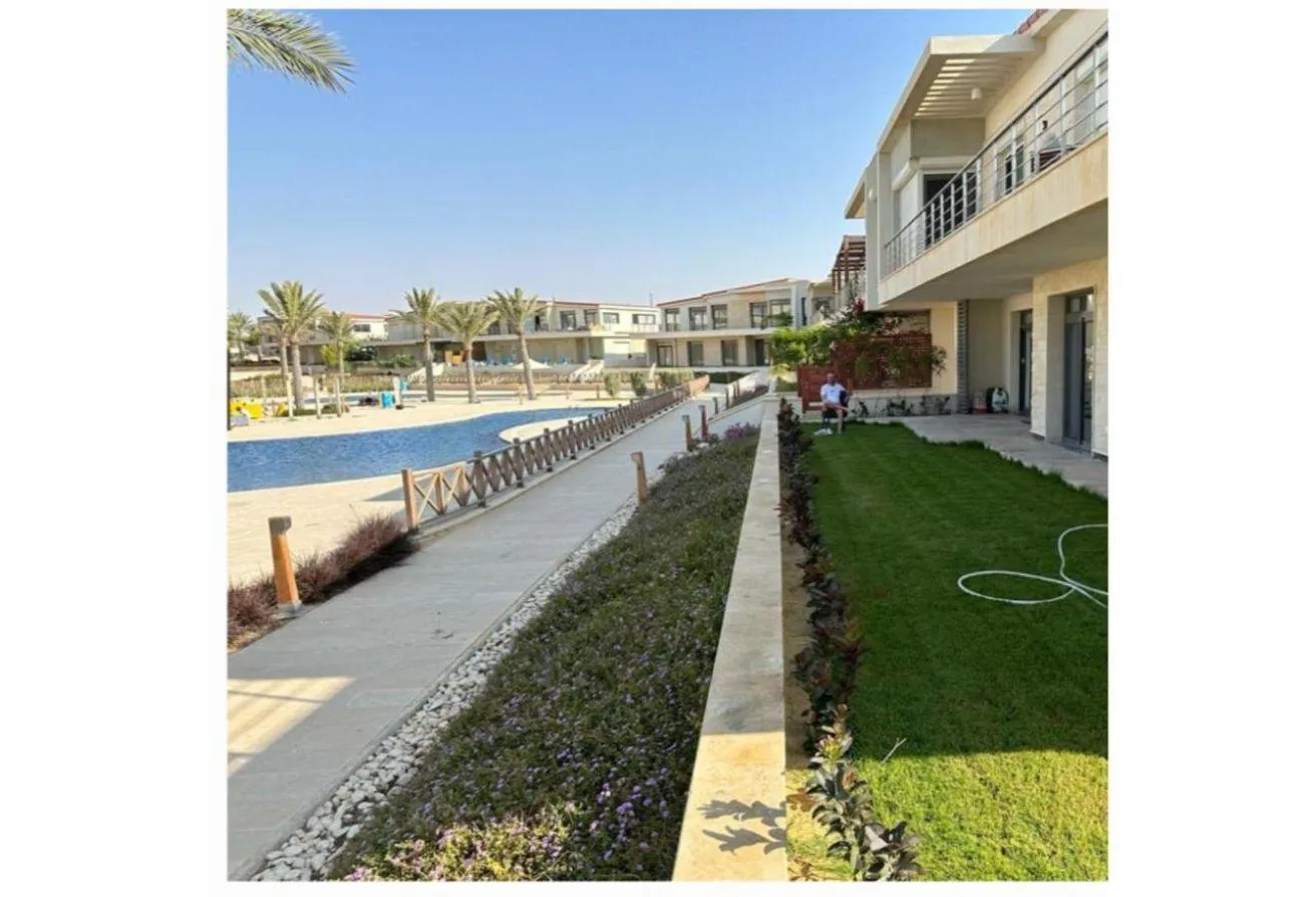 Rent in Caesar: Ground chalet with garden for rent in Caesar Bay