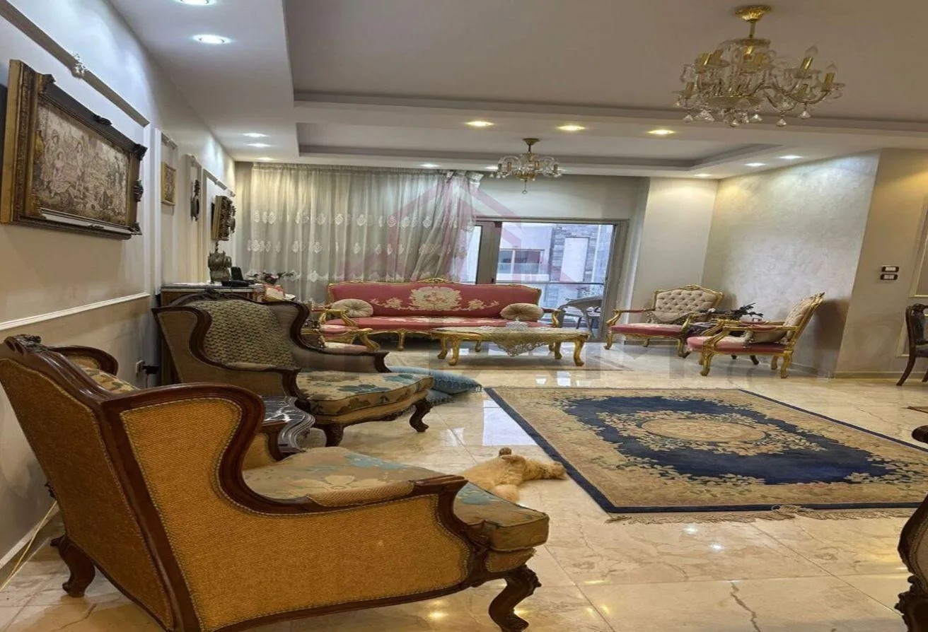 Sale in Galleria Moon Valley: Penthouse for sale, ultra super luxury finishing