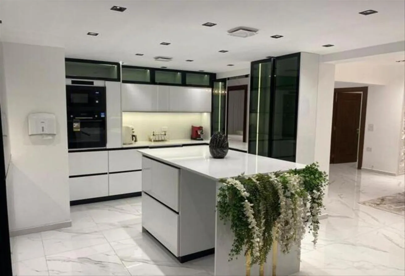 Gallery Image 10
