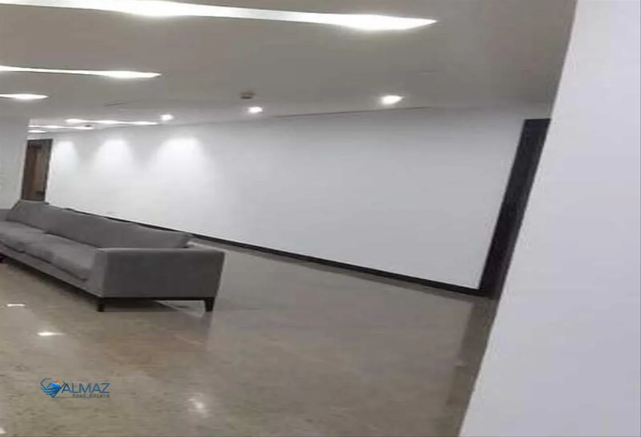 Gallery Image 10