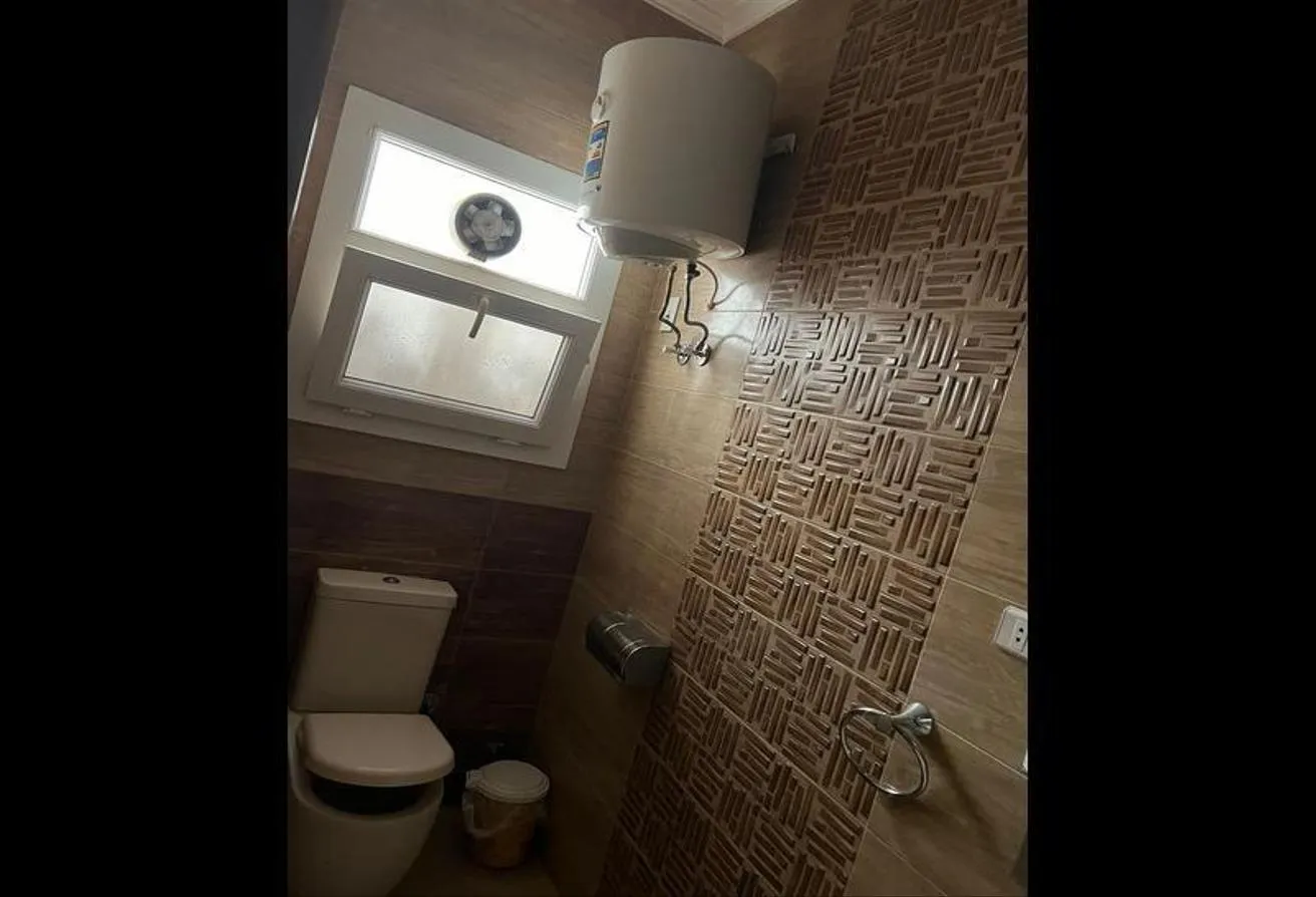 Gallery Image 12