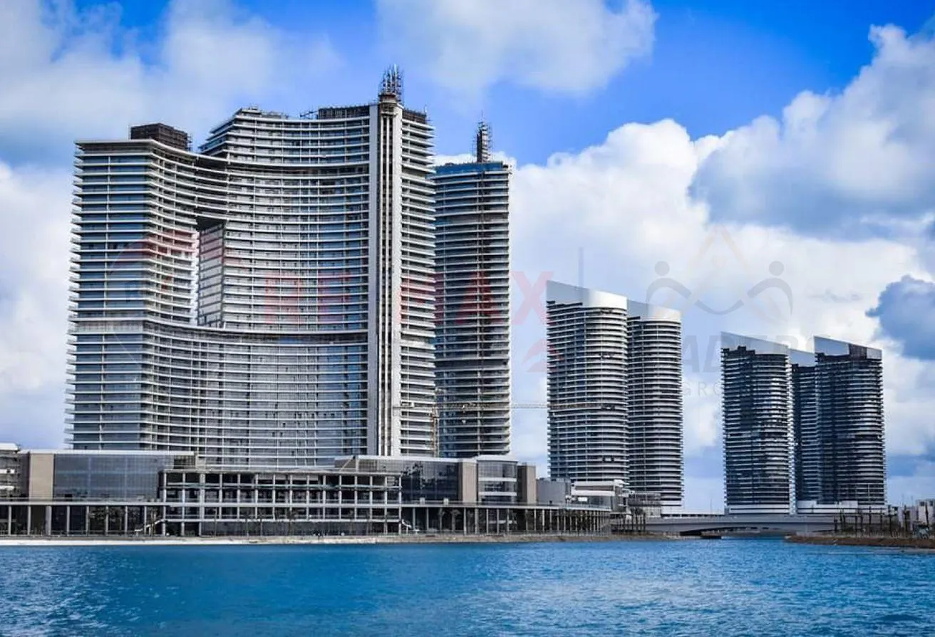 Sale in North Edge Towers: كابانا للبيع فيو مميز بحر و حمام سباحه في برج 7B