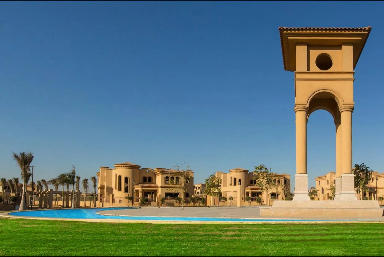 New Cairo Lereve Standalone Ready to move at prime location For Sale