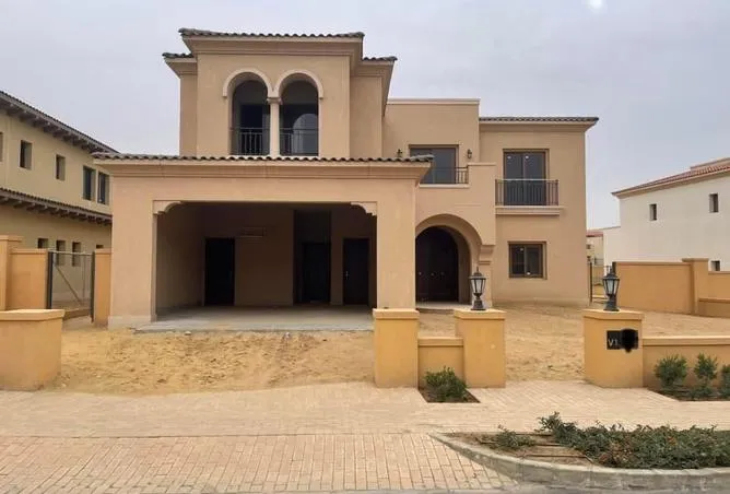Rent in Mivida: Standalone villa for rent in Mivida