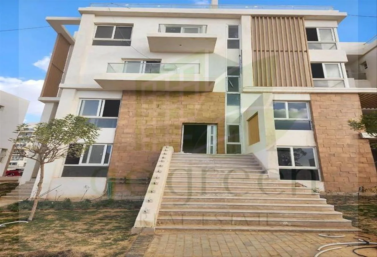 Sale in Mountain View iCity: Ivilla Roof-Prime Location-View Direct centre park