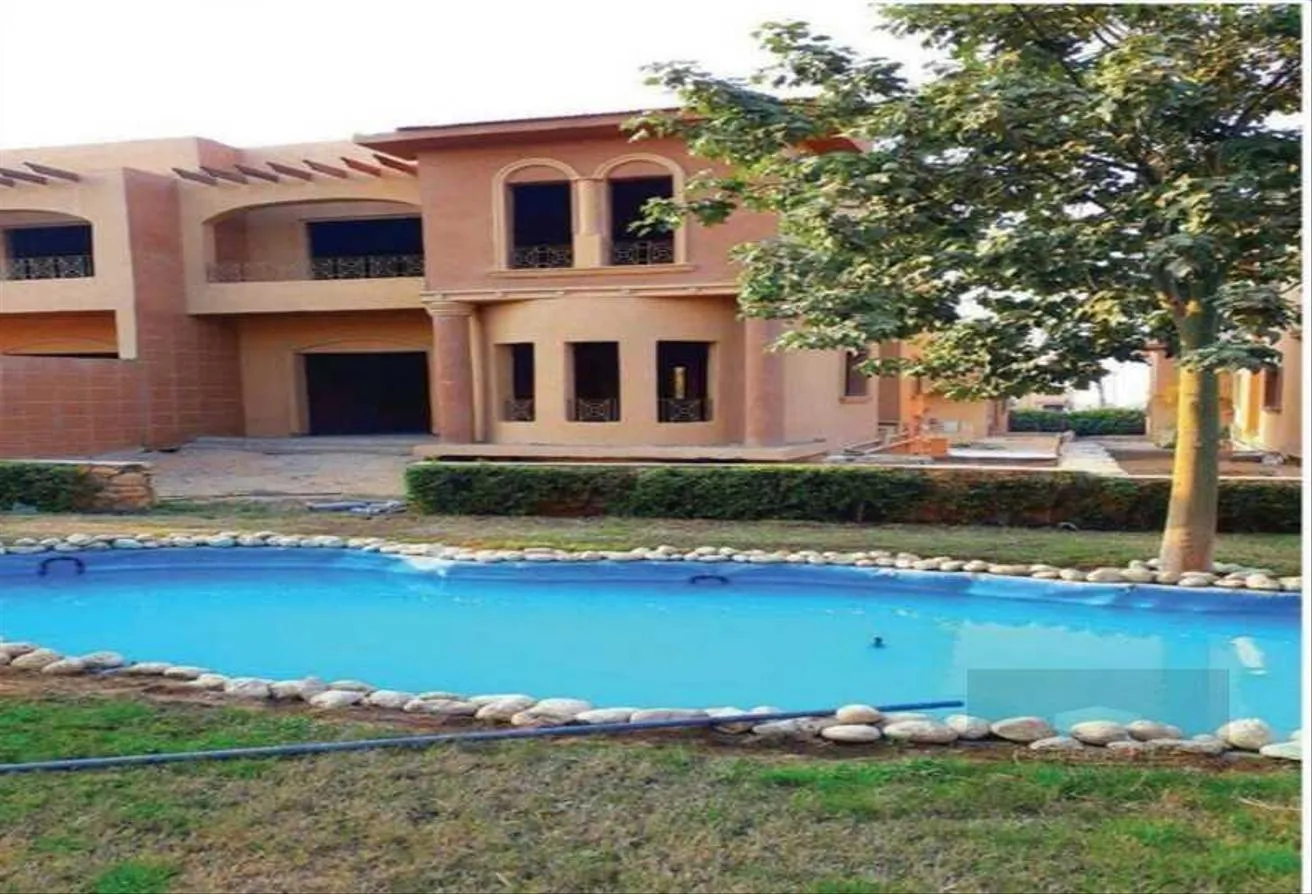 Sale in Moon Valley: RTM villa in Fifth Settlement in installments