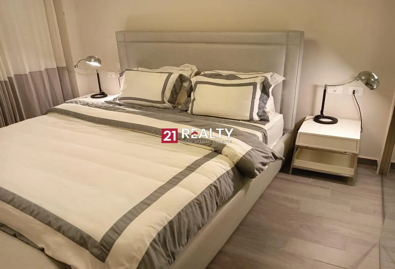 Gallery Image 17