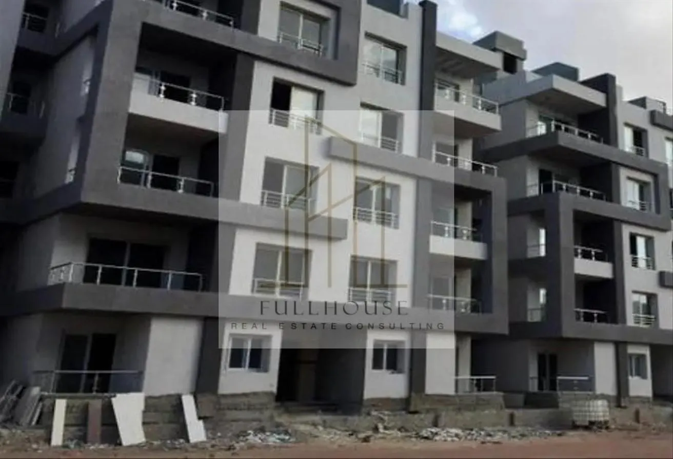 Sale in Cairo University Compound: Resale Apartment 192m in Cairo University Compound