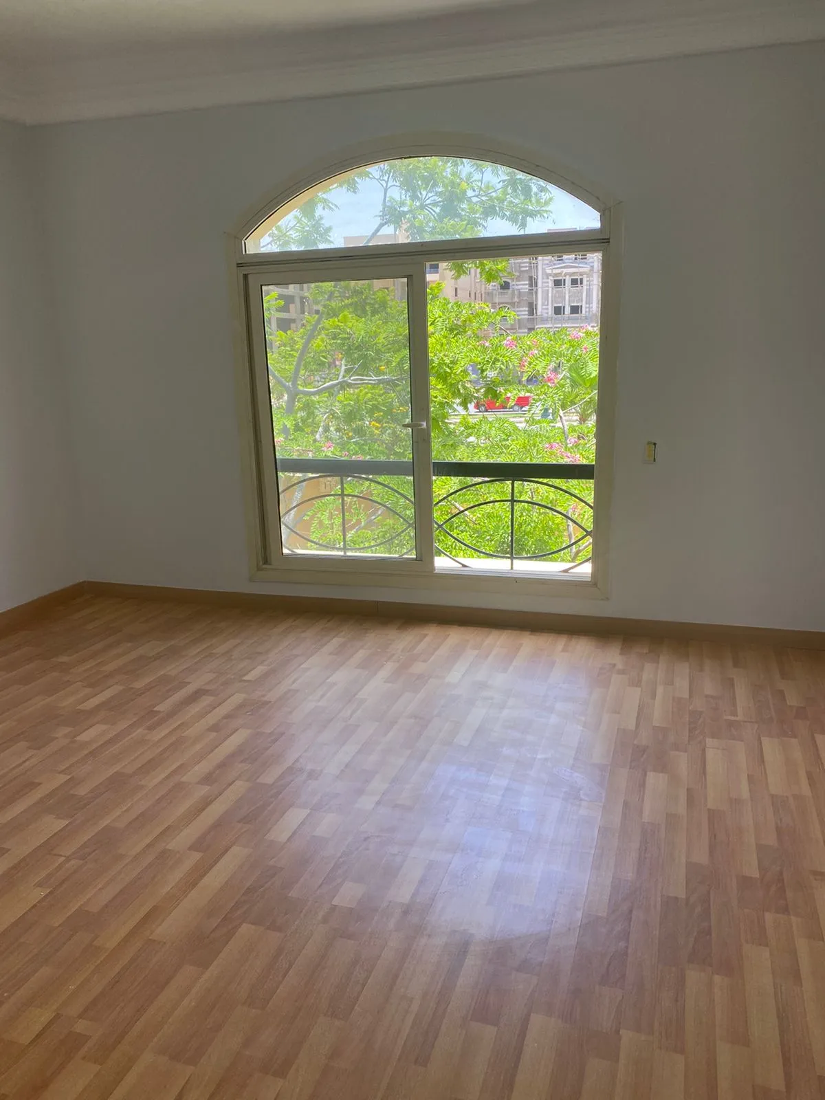 Gallery Image 16