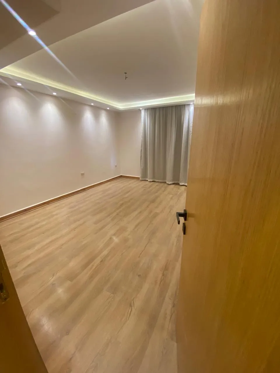 High-end hotel apartment for sale near the Hunting Club