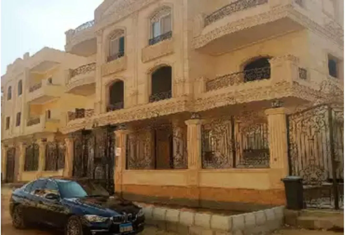 Sale in Tamr Hena: Apartment for immediate delivery and in installmen