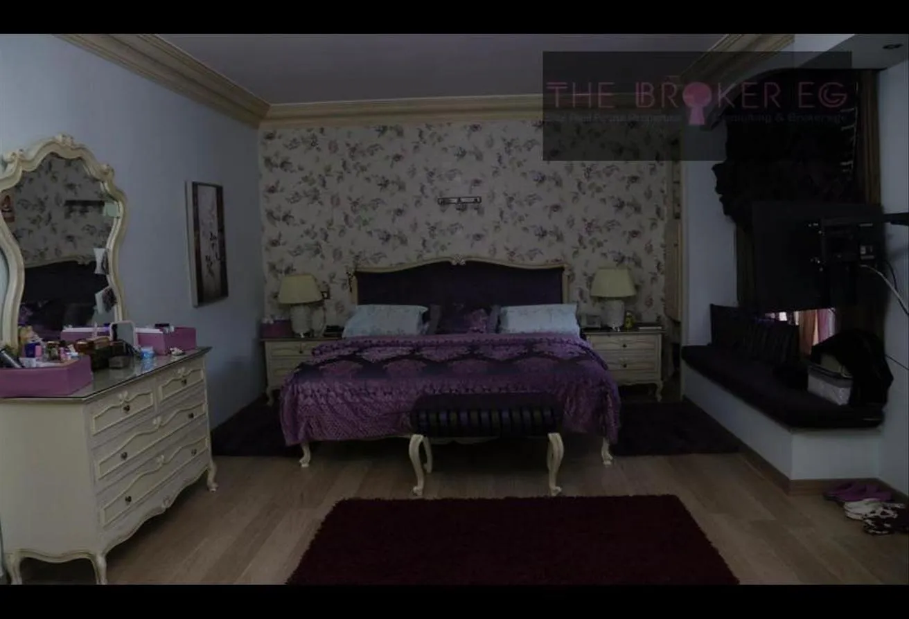 Gallery Image 15
