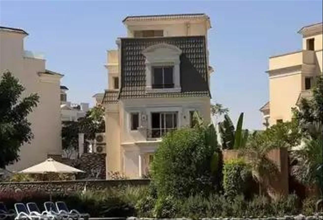 Sale in Mountain View iCity October: سكاى لوفت للبيع في ماونتن فيو اي سيتي استلام قريب