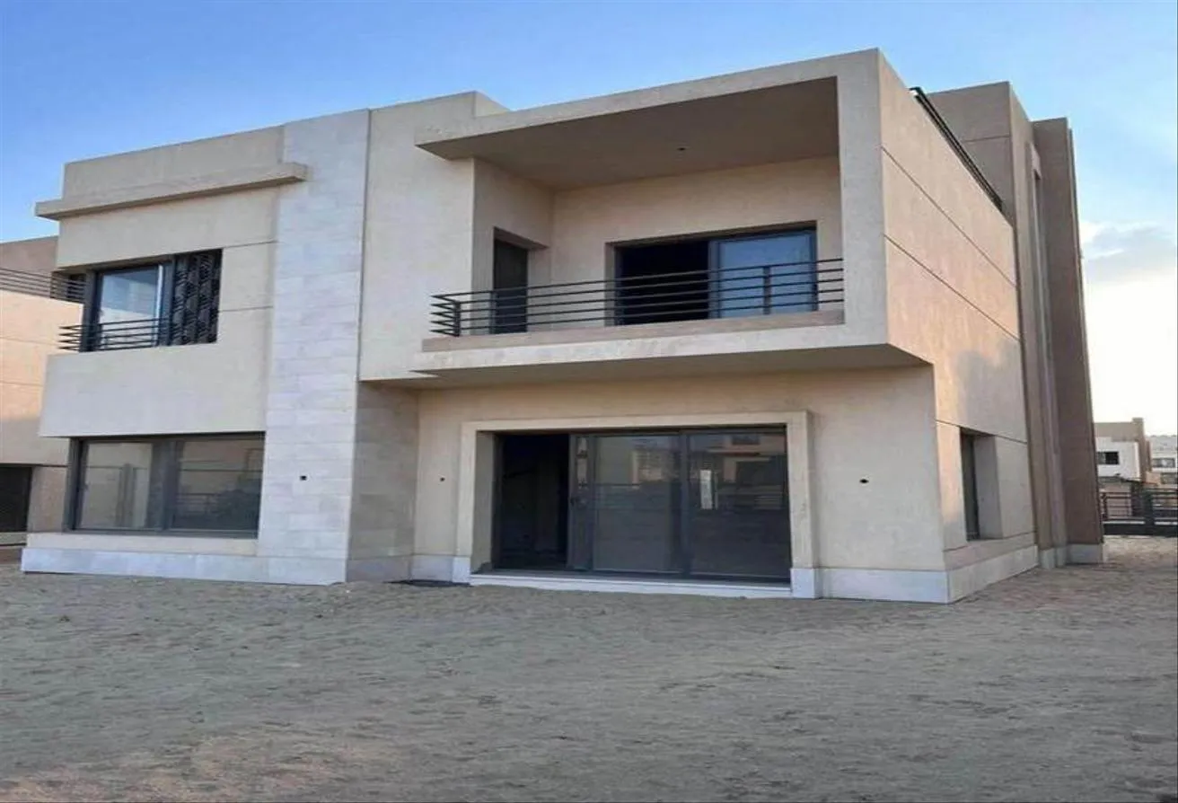 Sale in Alma: Prime located Villa for sale behind AmericanaPlaza