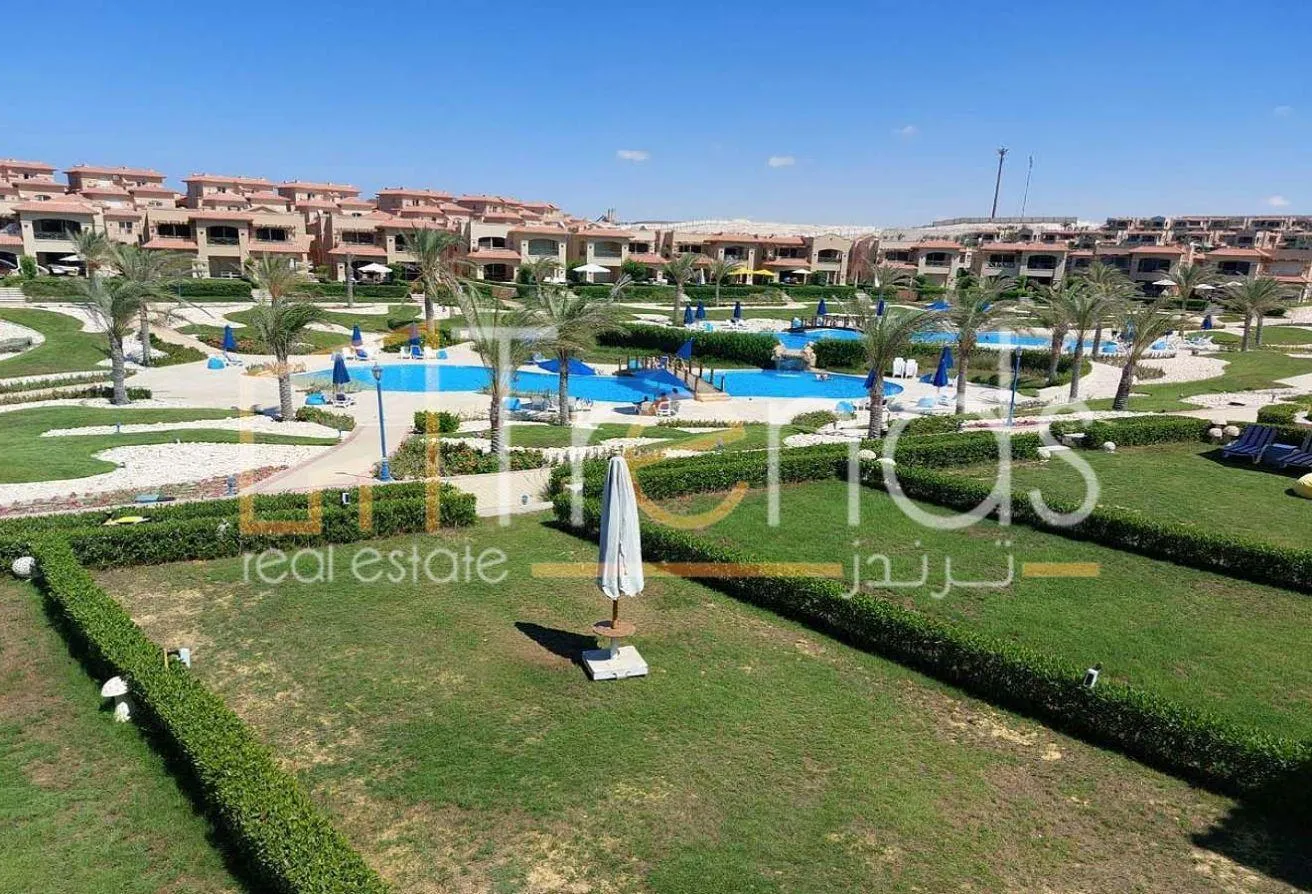Sale in La Vista Bay: Twin Villa La Vista Bay East Pool and Sea View