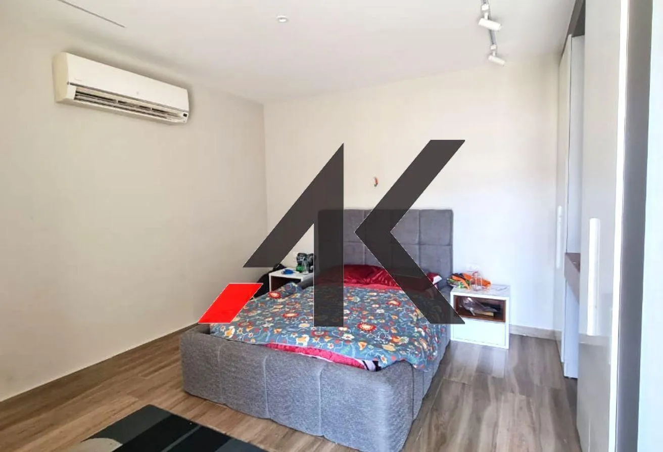 Gallery Image 12