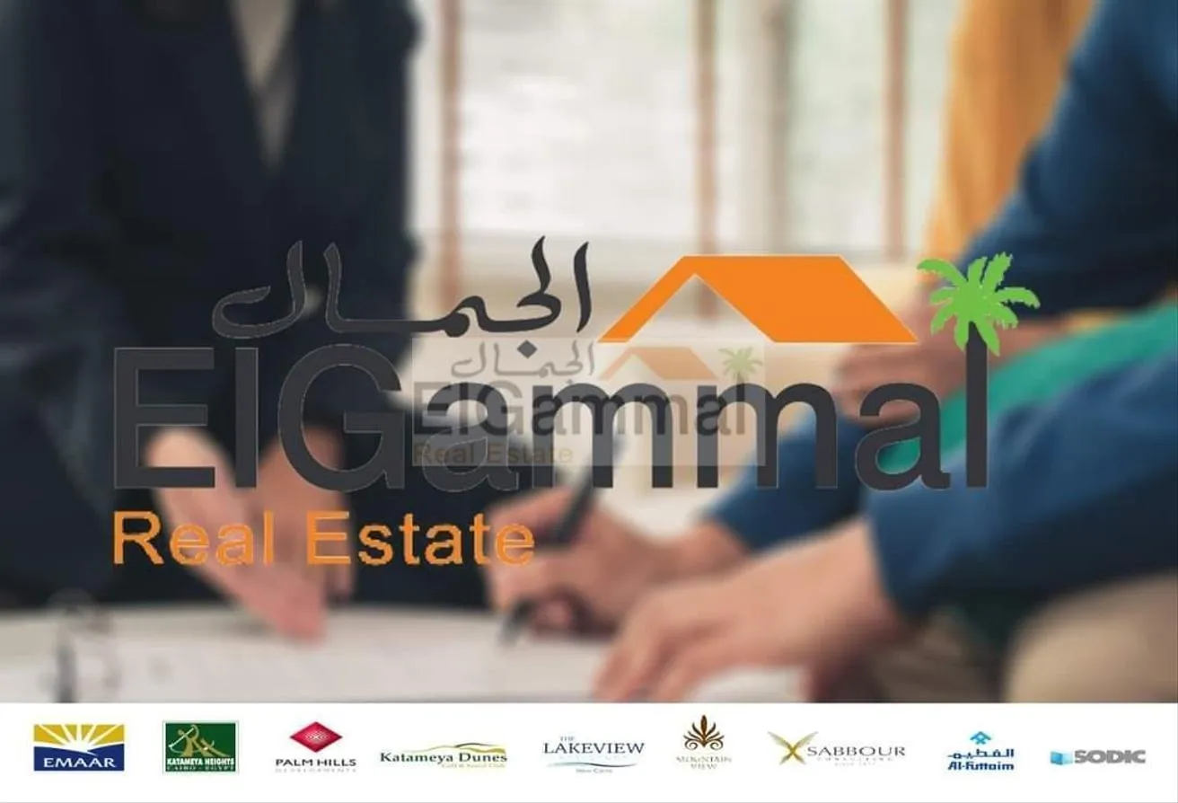 Sale in District 2: تجارى بالكامل للبيع بعائد شهرى متميزبسعر مناسب جدا