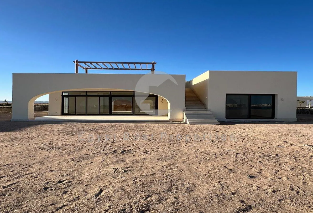 Sale in Sabina: VILLA SEA VIEW FOR SALE IN GOUNA READY TO MOVE -3Y