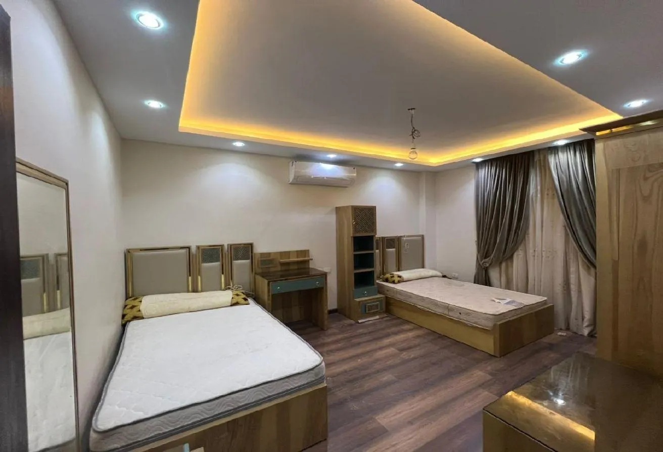 Rent in American University Housing District: دوبلكس مفروش للإيجار فرش راقي قرب auc