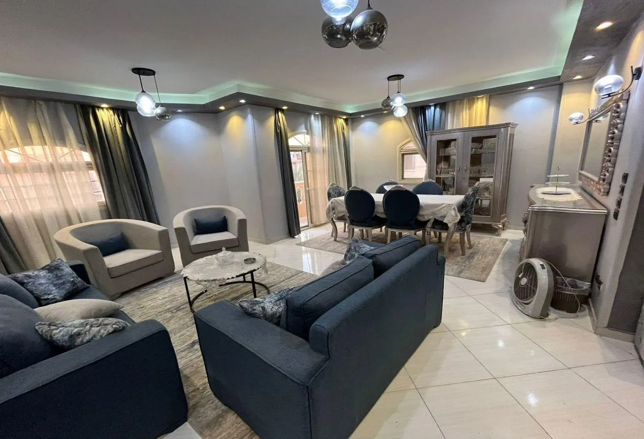 Sale in El Banafseg 1: شقة للبيع 180م فيلات البنفسج سوبر لوكس فيو جاردن