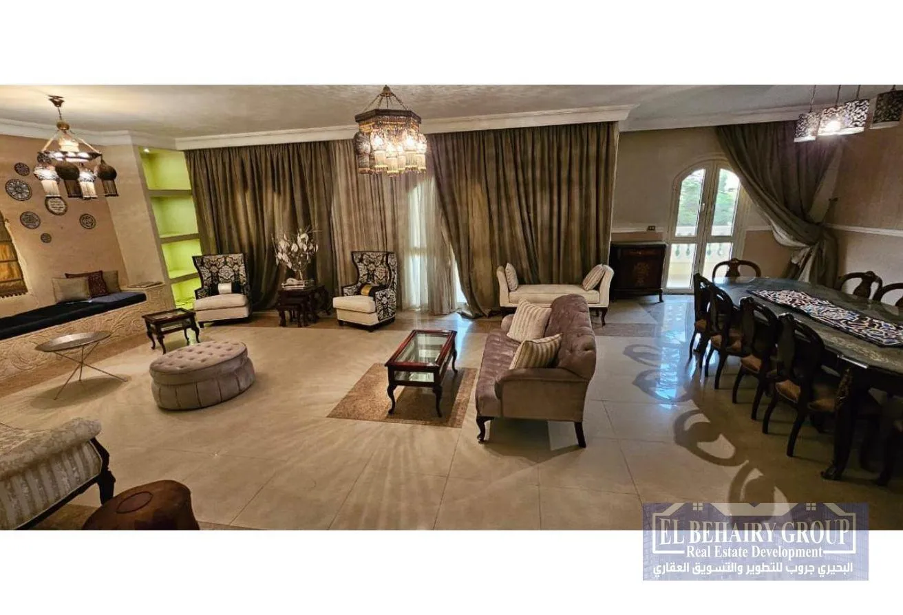 Rent in District 1: شقة للايجار  في التجمع الخامس الحي الأول