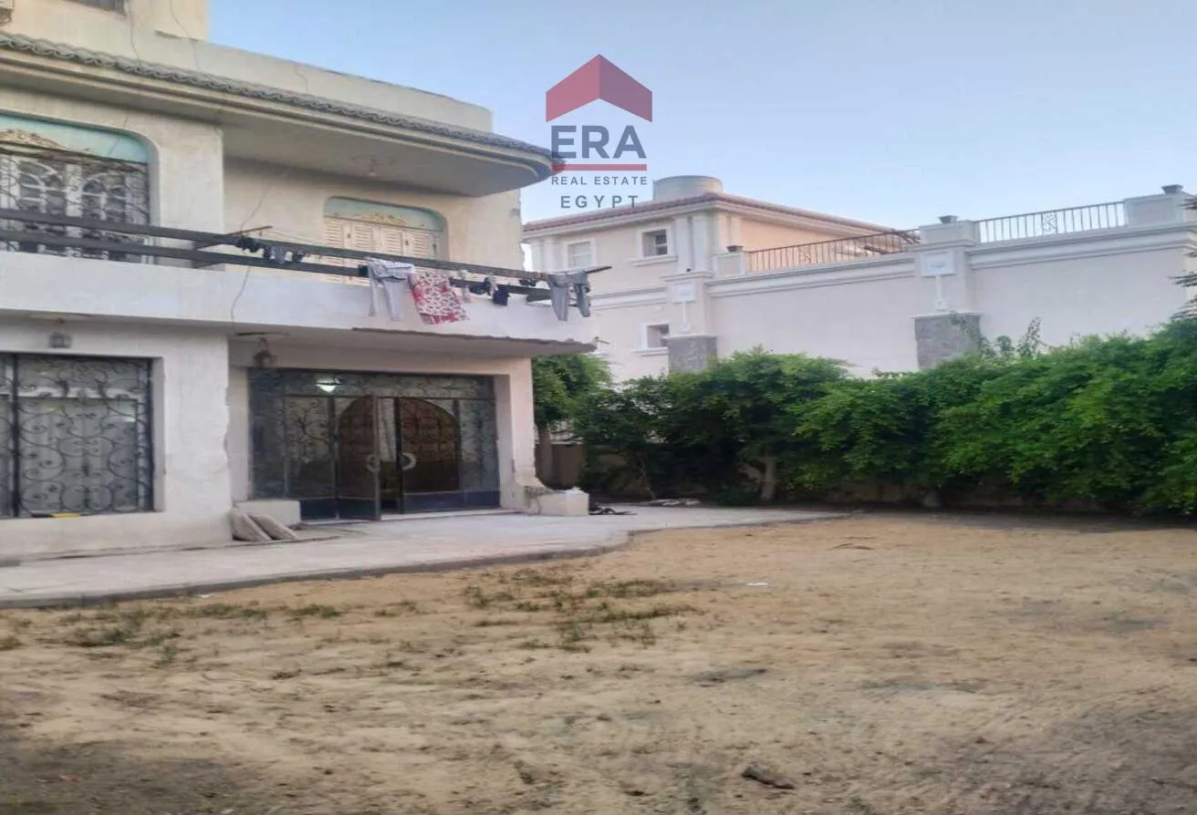 Sale in Al Shorouk 2000: standalone furnished swimming pool El Shorouk 2000