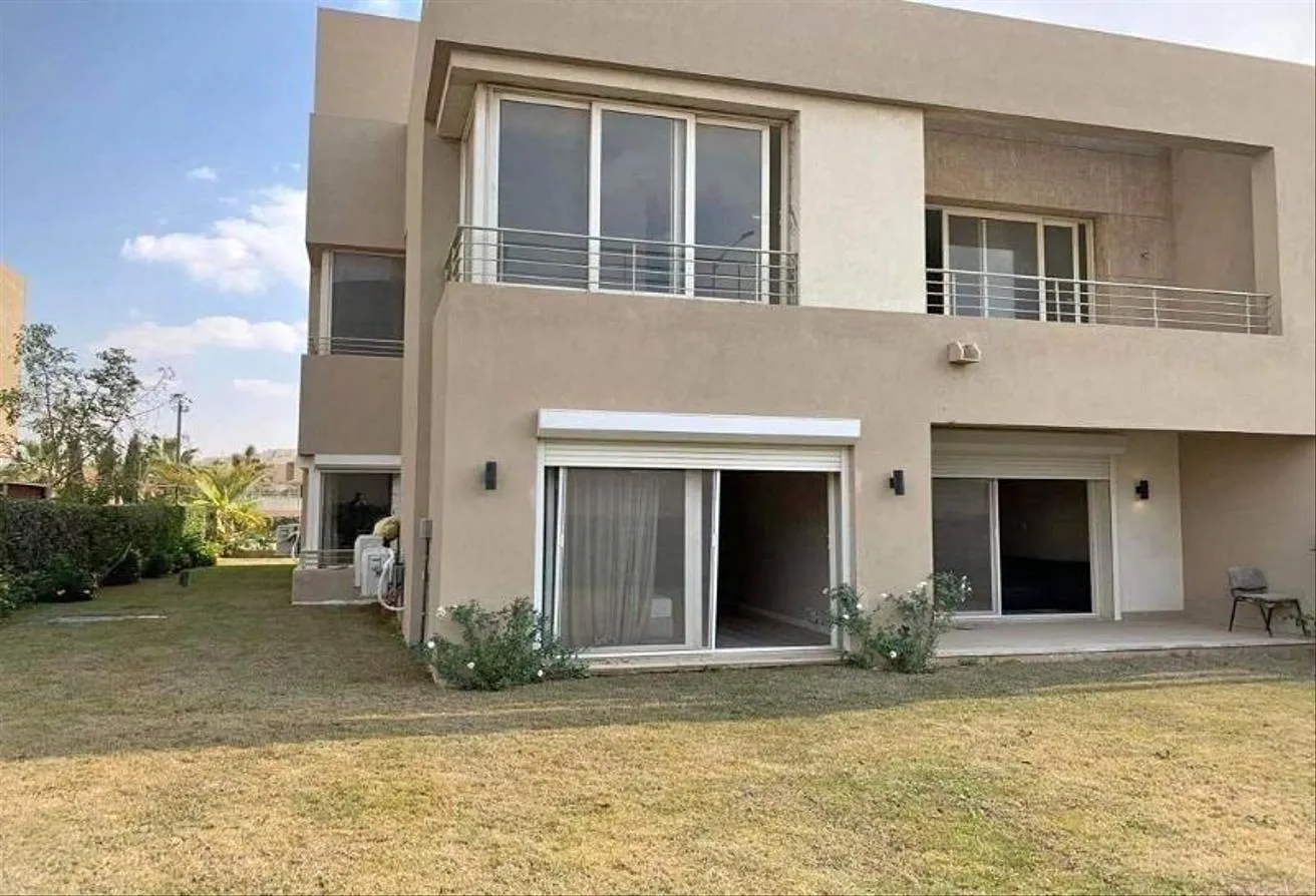 Sale in The Crown: Corner Villa - Lagoon View- 10M-DP