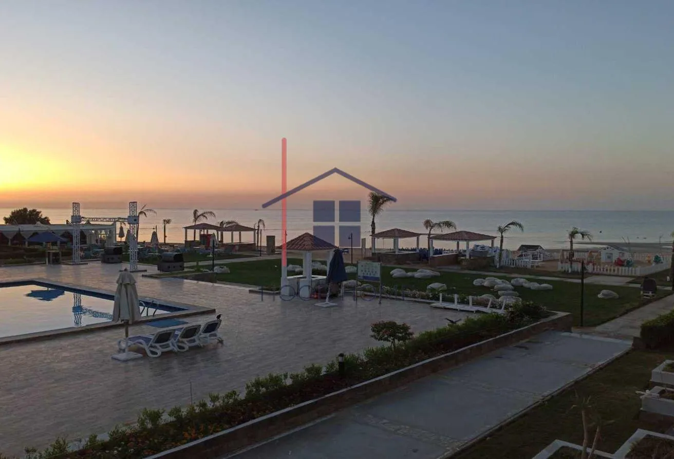 Sale in Aroma Beach: Sea chalet for sale in Tulip Ain Sokhna Village