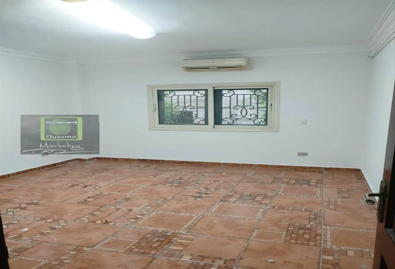 Rent in 8th District: شقه للايجار في الشيخ زايد الحي  التامن