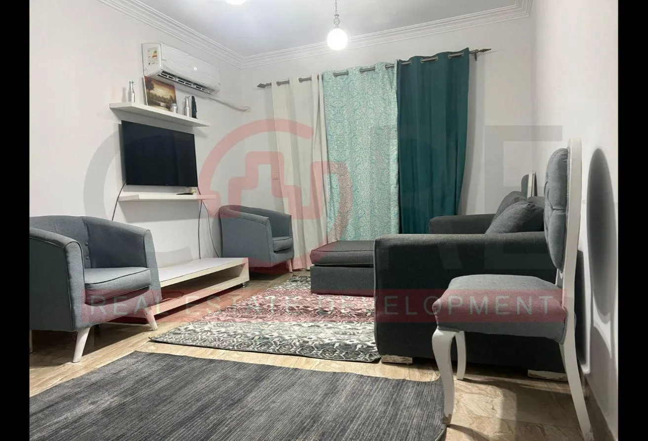 Rent in Rawdat Zayed: Second floor with elevator, distinguished location