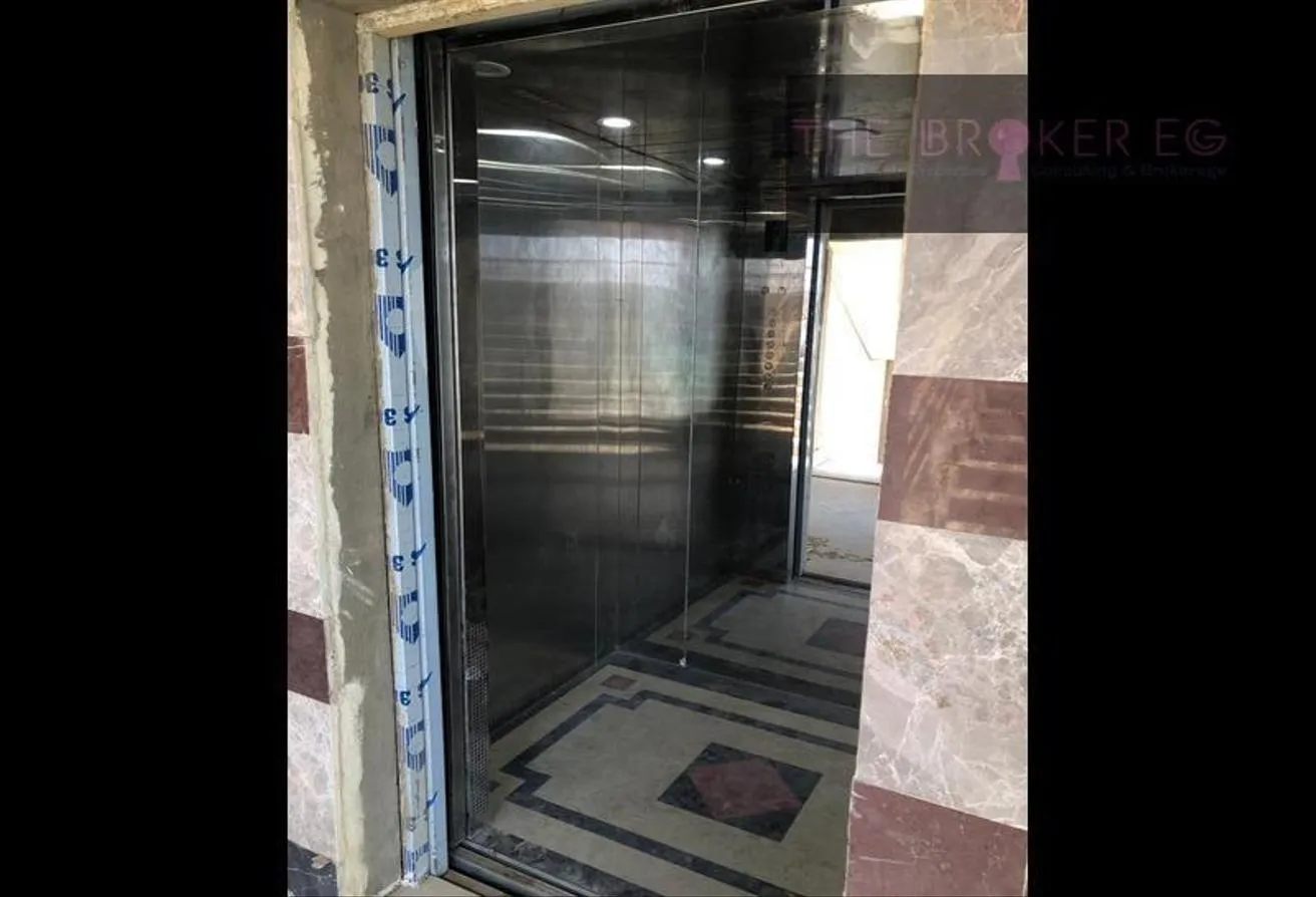 Gallery Image 11